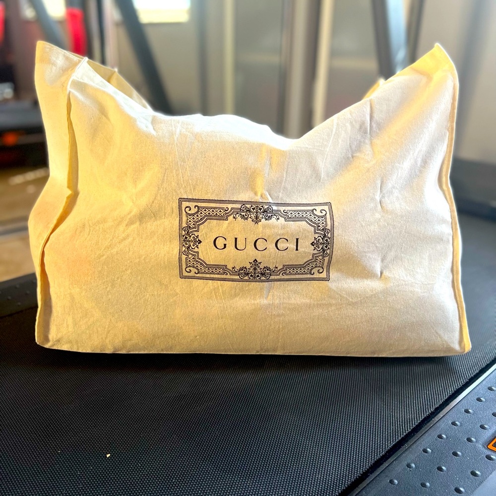 GUCCI